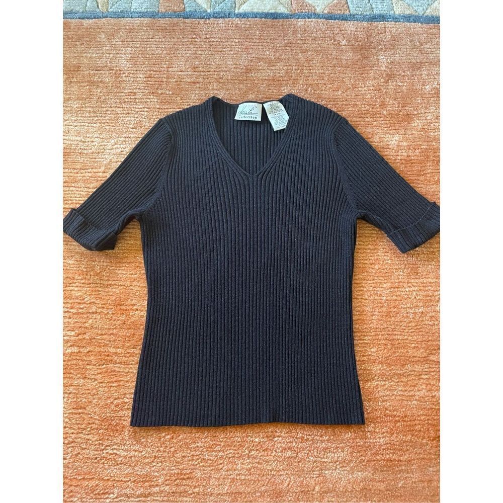 “Kathie Lee Collection “ Top with Gold Sparkles Ribbed Stretch Ladies